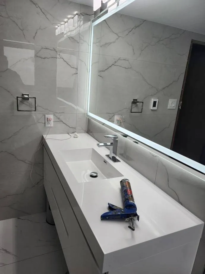 Custom vanity & backlit mirror