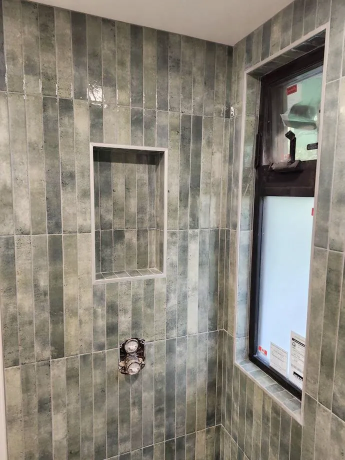 Recessed shower niche