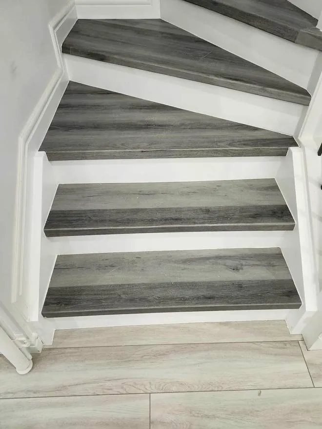 Landing & winder detail