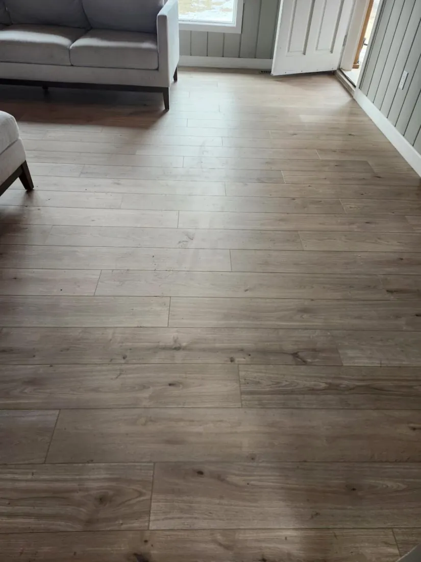 Seamless flow to the entry