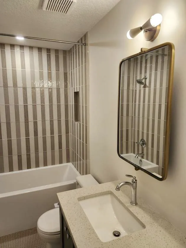 Quartz vanity & framed mirror