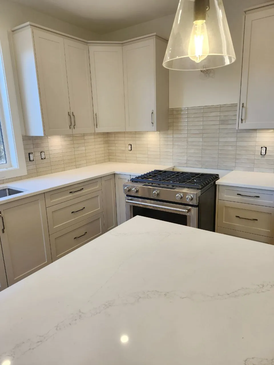 Honed quartz countertop, up close
